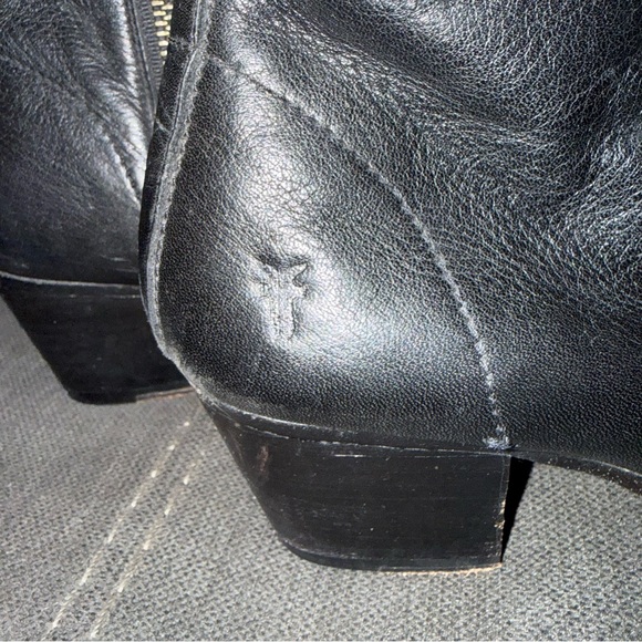 FRYE Courtney Black Lace-Up Leather Booties - Picture 5 of 8